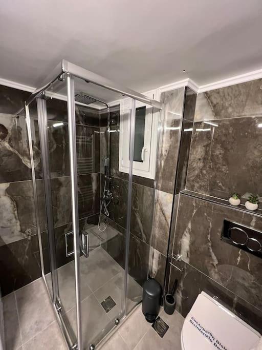 Luxury Apartment Near Acropolis Афины Экстерьер фото